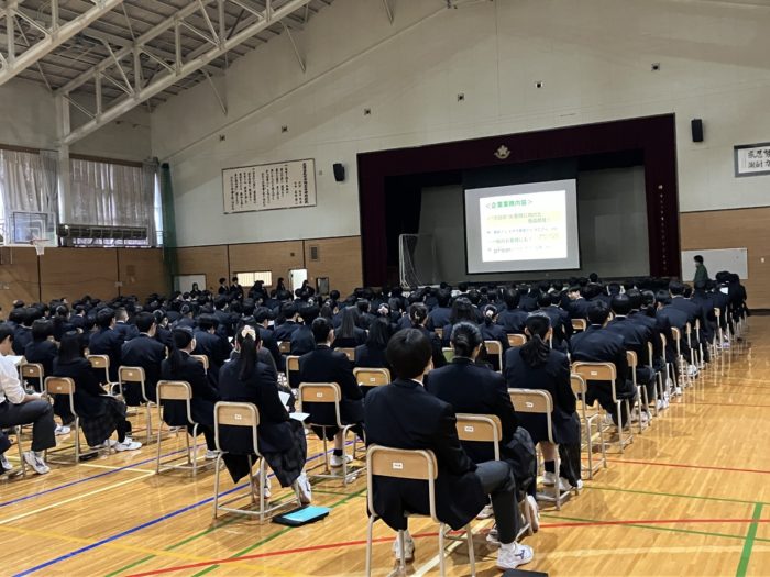 12/7平岡高校(札幌市)「総合的な探求の時間 成果報告会」に参加いたしました